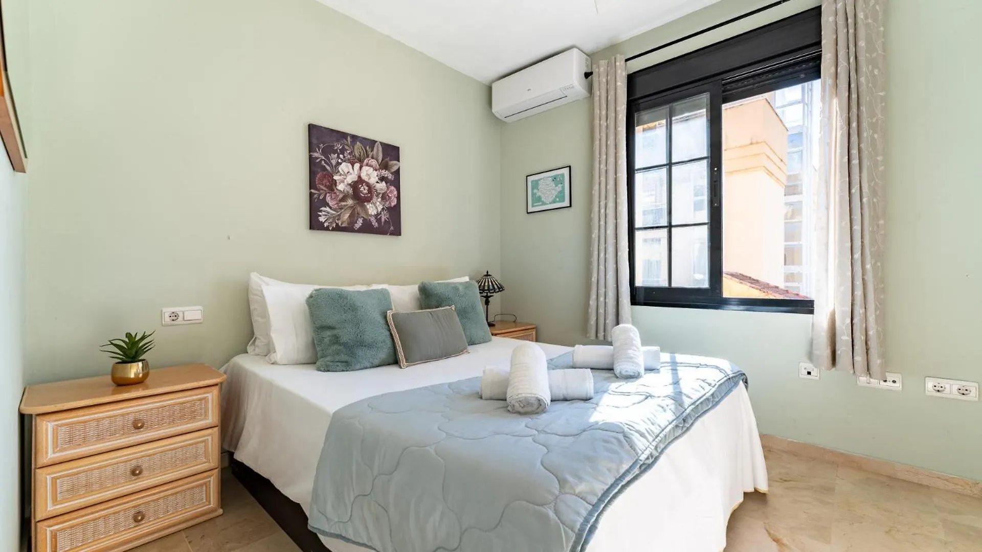 Malagasuite Beautiful Pool & Parking Torremolinos 0*,  Hiszpania