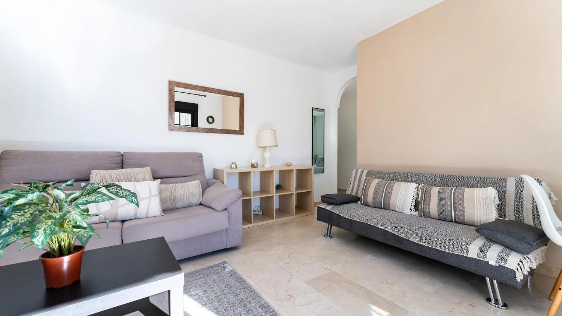 Malagasuite Beautiful Pool & Parking Torremolinos