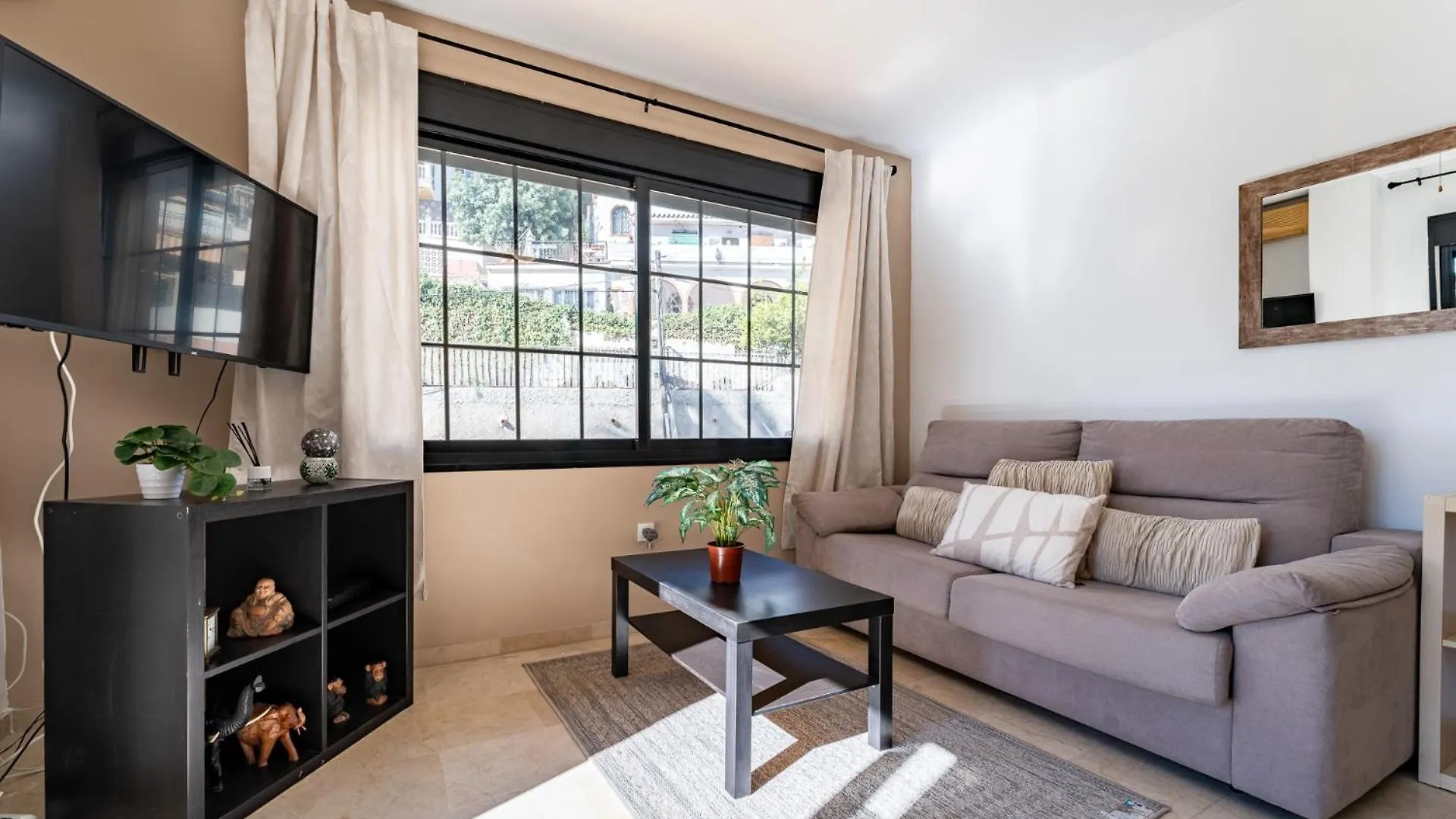 Apartment Malagasuite Beautiful Pool & Parking Torremolinos Spain